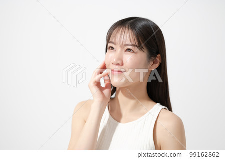 Beauty young woman Beauty young woman 99162862