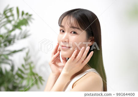 美麗的年輕女子 99164400