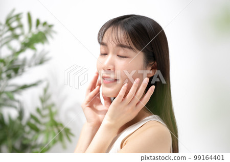 美麗的年輕女子 99164401