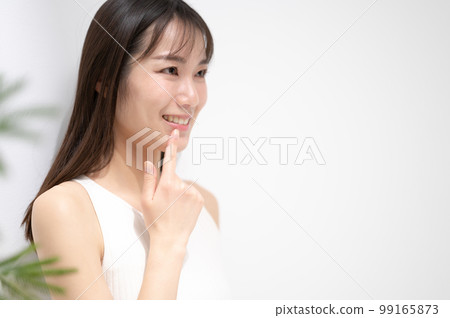 女性美的微笑 99165873