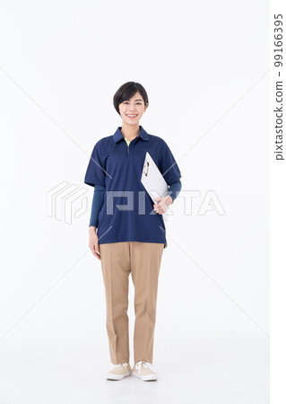 年輕的護理工作者女人 99166395