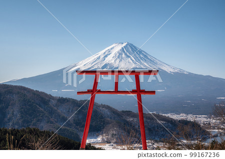 Kawaguchi Asama Shrine, Fujikawaguchiko Town, Yamanashi Prefecture Torii in the sky 99167236