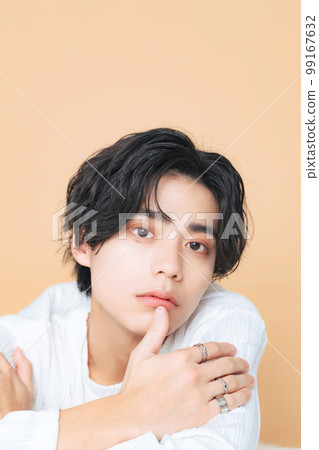 Male portrait, genderless makeup, men's cosmetics, skin care 99167632