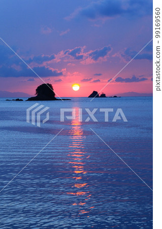 豐后海峽的日出（佐伯市） 99169560