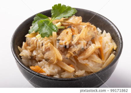 Rice cooked with clams 99171862