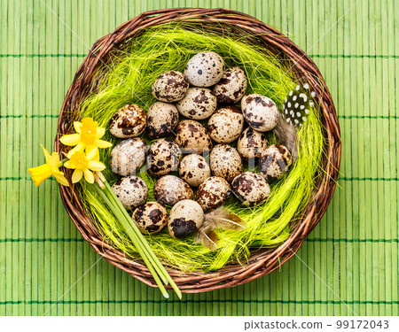 Quail spotted eggs 99172043