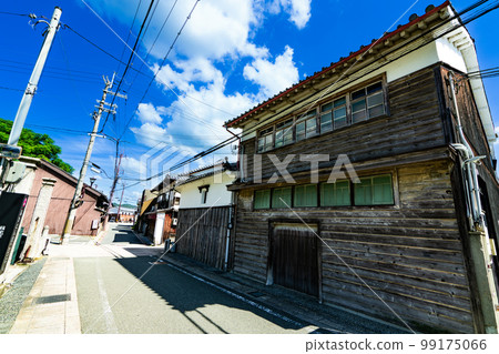 【重要傳統建築群保存地區】辰野街景兵庫縣辰野市大手區第七區風光 【重要傳統建築群保存地區】辰野街景兵庫縣辰野市大手區第七區風光 99175066