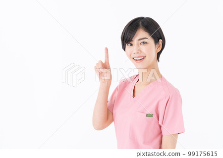 護士年輕女子 護士年輕女子 99175615