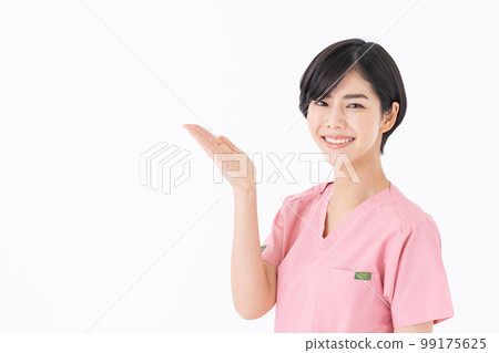 護士年輕女子 99175625