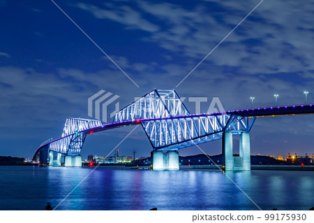 [東京城市景觀]東京門大橋夜景（若洲公園） 99175930