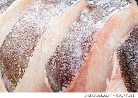 鱈魚片特寫。 99177151