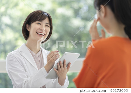 Counseling image for esthetic salons and cosmetic surgery Counseling image for esthetic salons and cosmetic surgery 99178093
