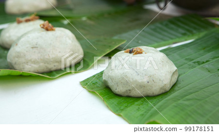 草年糕, 傳統, 清明節, 台灣, 供品, 草糕方, 傳統, 清明節, 台灣, 供品, 草年糕, 傳統, 清明節, 台灣, 供品, 草糕方, 傳統, 清明節, 台灣, 供品, 99178151