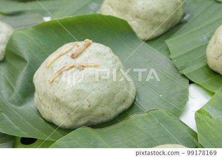 grass rice cake, tradition, Qingming Festival, Taiwan, offerings, grass cake square, tradition, Qingming Festival, Taiwan, offerings, 99178169