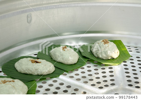 草年糕, 傳統, 清明節, 台灣, 供品, 草糕方, 傳統, 清明節, 台灣, 供品, 草年糕, 傳統, 清明節, 台灣, 供品, 草糕方, 傳統, 清明節, 台灣, 供品, 99178443