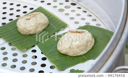 草年糕, 傳統, 清明節, 台灣, 供品, 草糕方, 傳統, 清明節, 台灣, 供品, 99178458