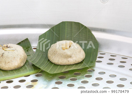 草年糕, 傳統, 清明節, 台灣, 供品, 草糕方, 傳統, 清明節, 台灣, 供品, 99178479