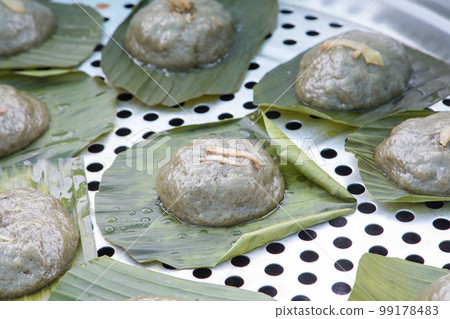 草年糕, 傳統, 清明節, 台灣, 供品, 草糕方, 傳統, 清明節, 台灣, 供品, 草年糕, 傳統, 清明節, 台灣, 供品, 草糕方, 傳統, 清明節, 台灣, 供品, 99178483