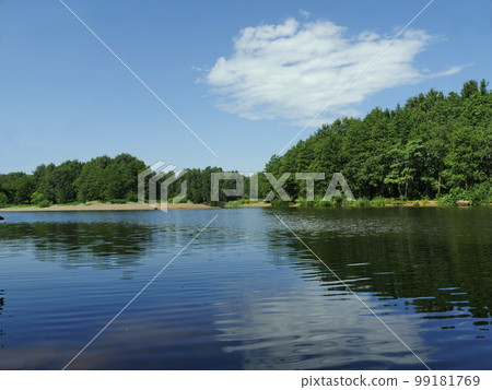 river beautiful scenic landscape 99181769