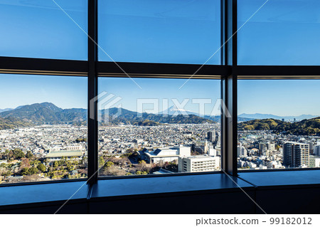 Observation floor of the Shizuoka Prefectural Office overlooking the cityscape of Shizuoka City and Mt. Fuji 99182012