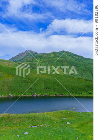 Climbing Mt. Chokai, Lake Chokai at Mihama, the 7th station, Akita Fuji, a place of mountain worship Climbing Mt. Chokai, Lake Chokai at Mihama, the 7th station, Akita Fuji, a place of mountain worship 99182896