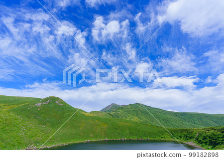 Climbing Mt. Chokai, Lake Chokai at Mihama, the 7th station, Akita Fuji, a place of mountain worship 99182898