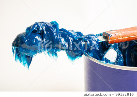 Blue premium quality synthetic lithium complex grease, high temperatures and machinery lubrication for automotive and industrial. Blue premium quality synthetic lithium complex grease, high temperatures and machinery lubrication for automotive and industrial. 99182916