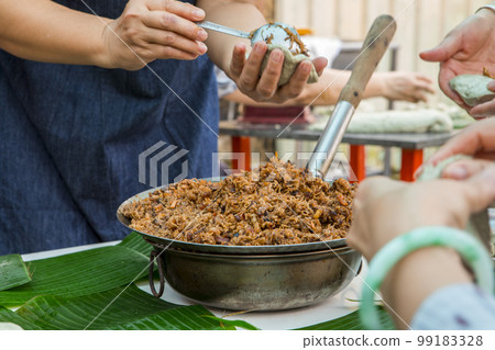 餡料，清明節，祭拜祖先，供品，草仔粿，詰め物、清明節、先祖供養、お供え物、曹丕九份、Stuffin 99183328