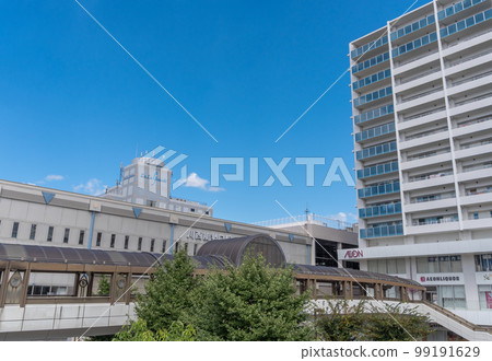 Scenery in front of the station Kawanishi-Noseguchi Station Scenery in front of the station Kawanishi-Noseguchi Station 99191629