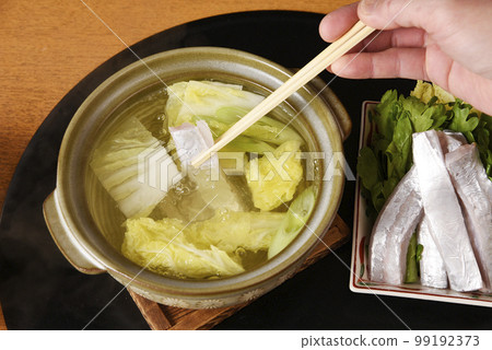 Fish dish shabu-shabu hot pot Fish dish shabu-shabu hot pot 99192373