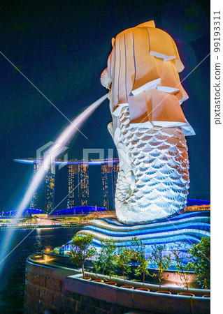 Merlion and Marina Bay Sands Merlion and Marina Bay Sands 99193311