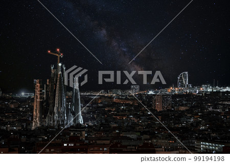 Night view of the La Sagrada Familia cathedral. Impressive cathedral designed and unfinished by Gaudi in the center of Barcelona. 99194198