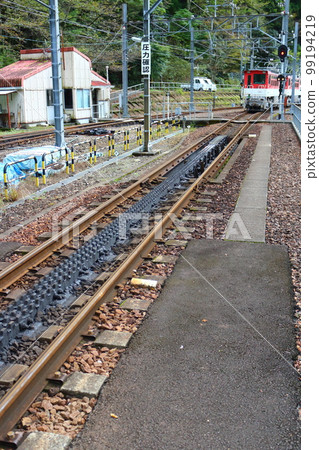 Oikawa Railway Ikawa Line Apt section rack rail and ED90 electric locomotive 99194219