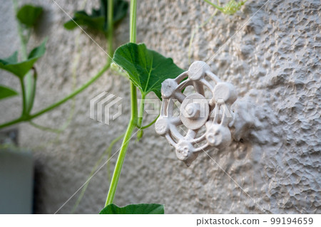 A handle fixed to the wall Meaningless A handle fixed to the wall Meaningless 99194659