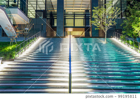 【東京都市風光】東京灣畔的城市夜景(Michino Terrace Toyosu) 【東京都市風光】東京灣畔的城市夜景(Michino Terrace Toyosu) 99195811