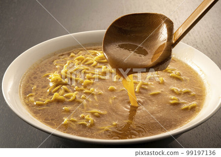 Ramen without ingredients 99197136
