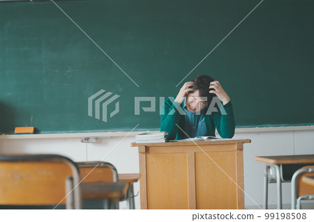 老師 教師 男人 99198508