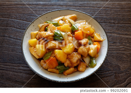 sweet and sour pork	 99202091