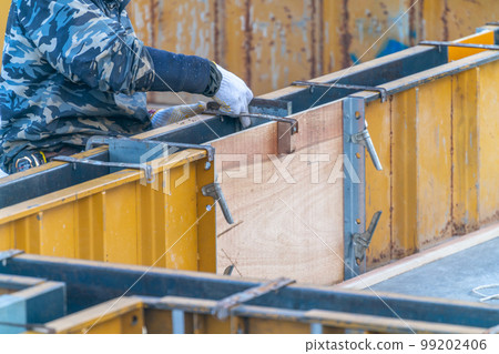 Construction site, foundation work, anchor bolt, metal form, steel formwork 99202406