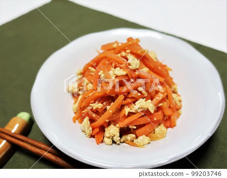 Delicious carrot shiri shiri Delicious carrot shiri shiri 99203746