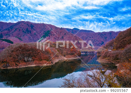 Late autumn scenery with a bridge Yunishi River Kaijiri Bridge Late autumn scenery with a bridge Yunishi River Kaijiri Bridge 99205567