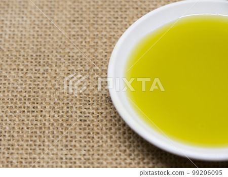Hemp Oil Hemp Oil 99206095
