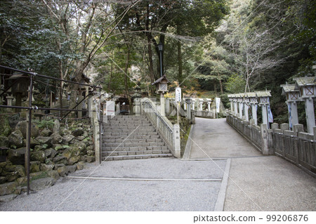 Tado Shrine Tado Shrine 99206876
