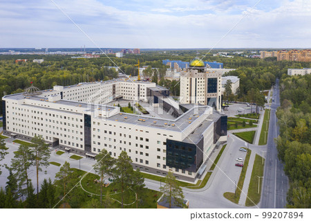 Aerial view of the new building of Novosibirsk State University in autumn 2022 99207894