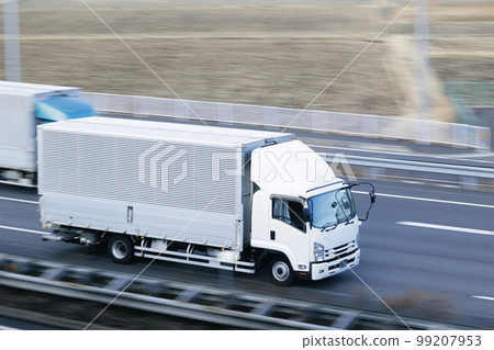 Large truck image 99207953