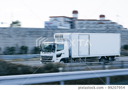 Large truck image 99207954