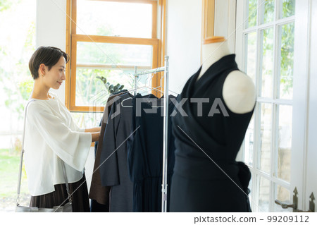 Apparel shop image Apparel shop image 99209112