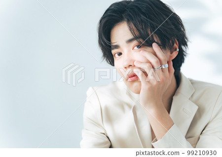 男性肖像，無性別化妝，男士化妝品，護膚品 99210930