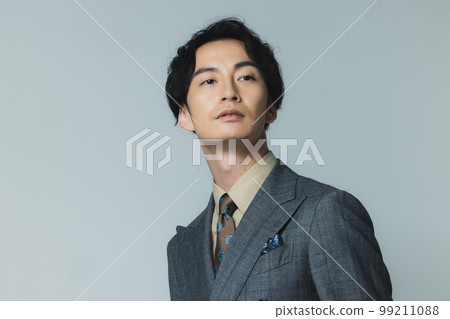 Men dress up 99211088