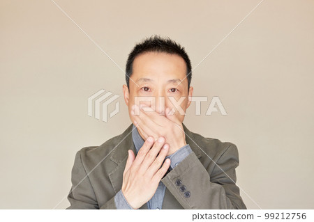 一個講錯故事的中年上班族 99212756